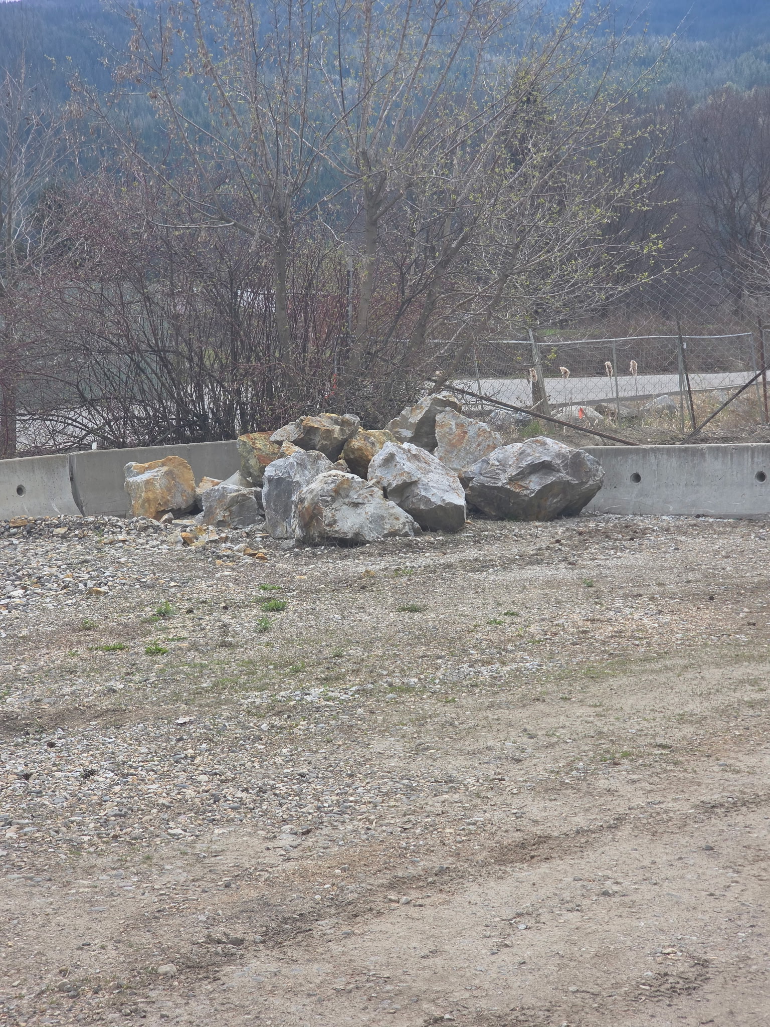 Blast rock aggregate